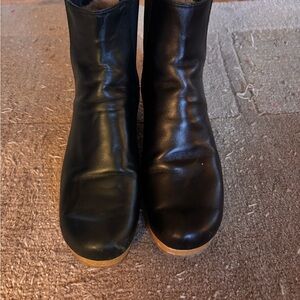 Beklina Black Leather Ankle Boot alpaca lined